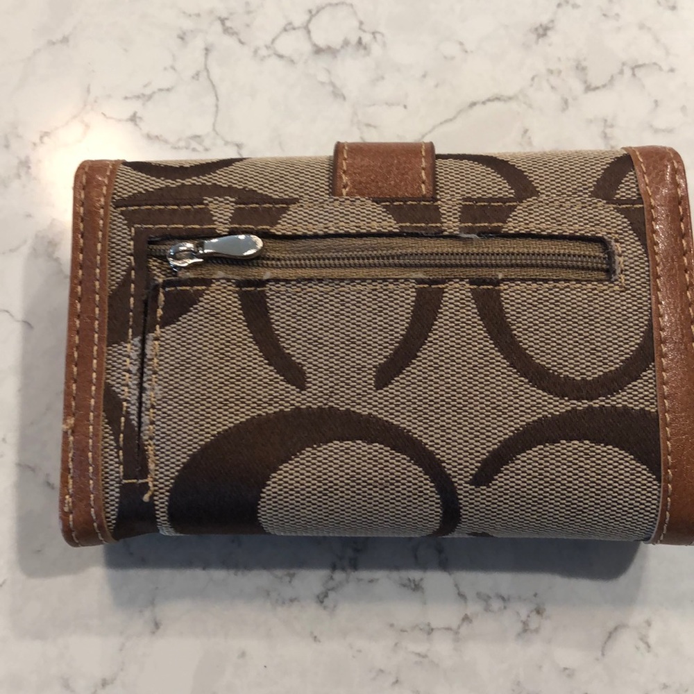 Wallet - Picture 2 of 4